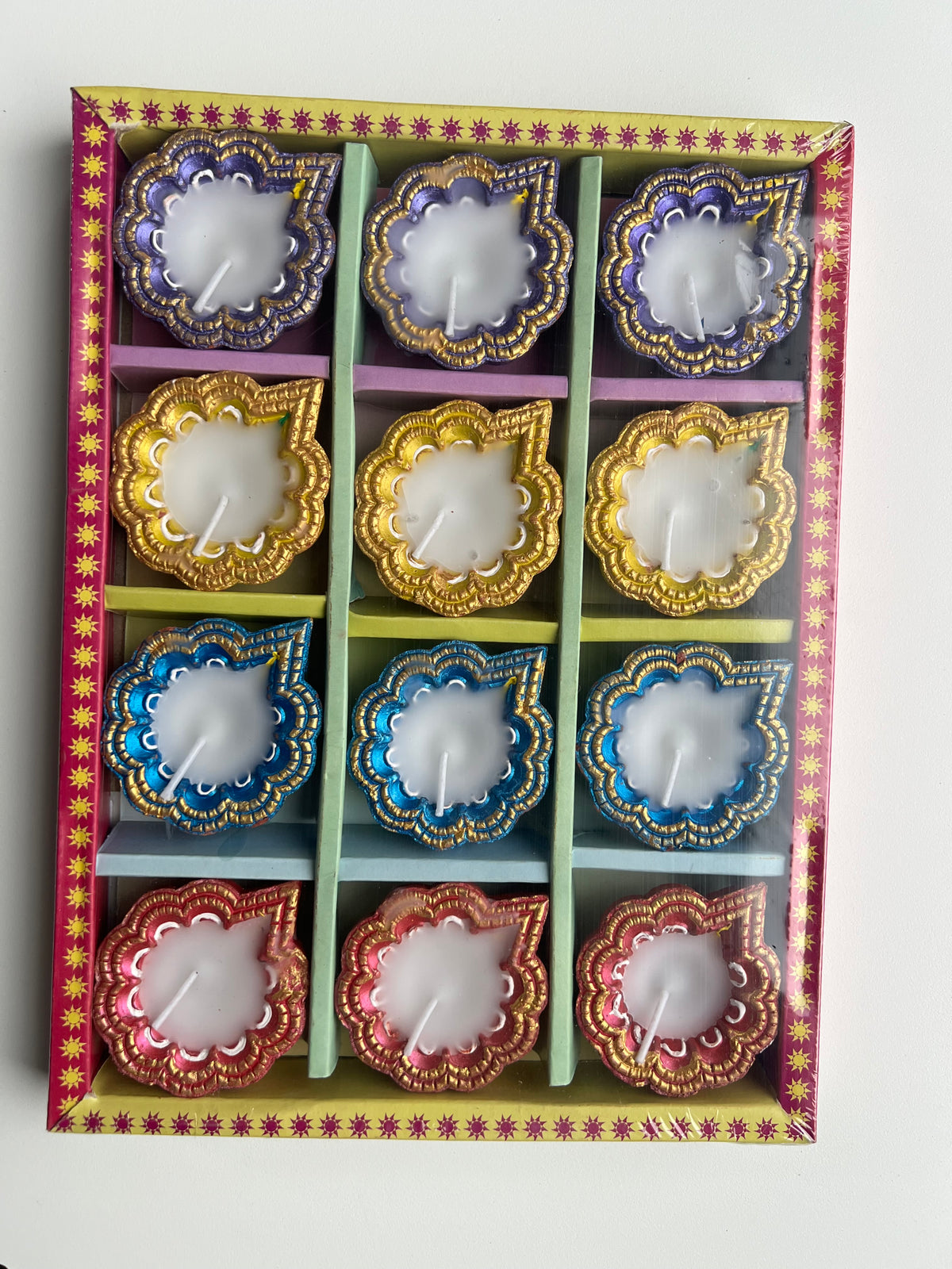 Diyas (with Wax) Design 12pcs