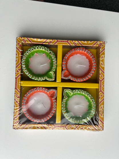 Diyas (with Wax) Design 4pcs