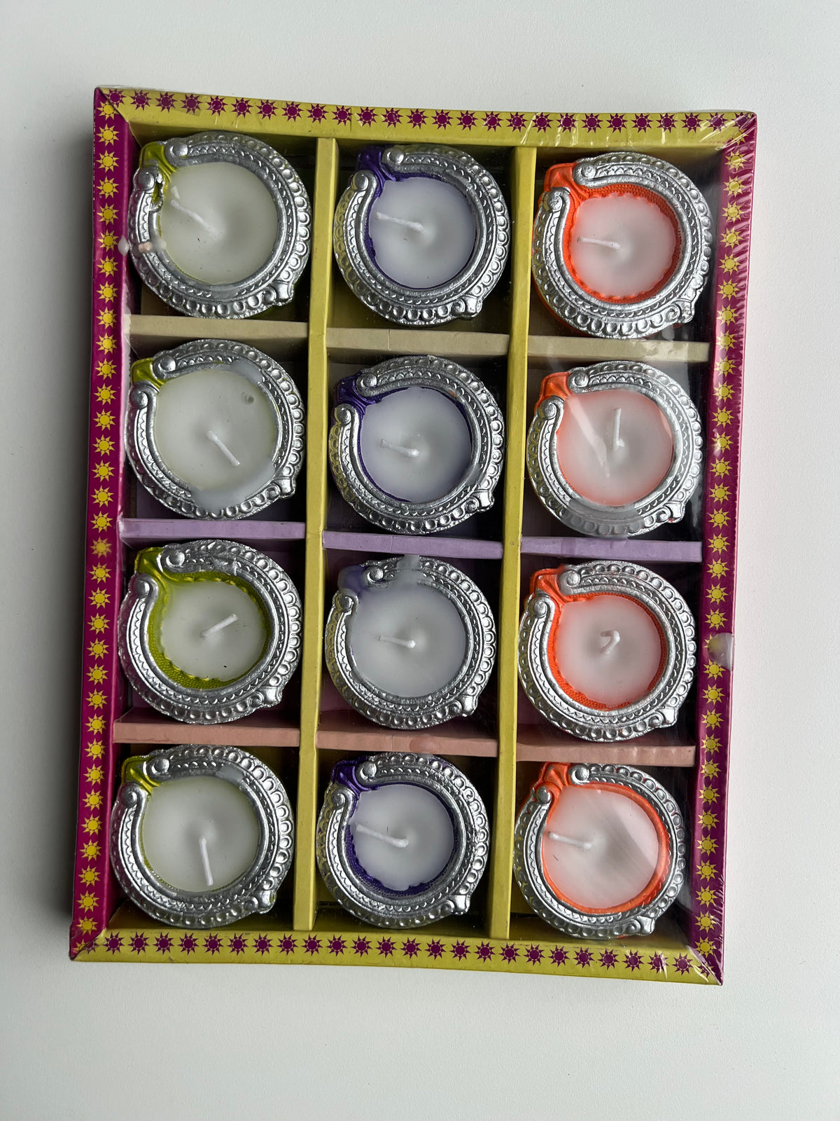 Diyas (with Wax) Design 12pcs