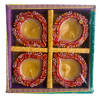 Diyas (with Wax) Design 4pcs